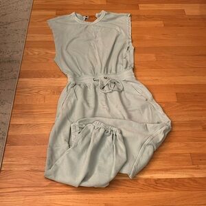 FREE PEOPLE MOVEMENT THROW & GO ONSIE